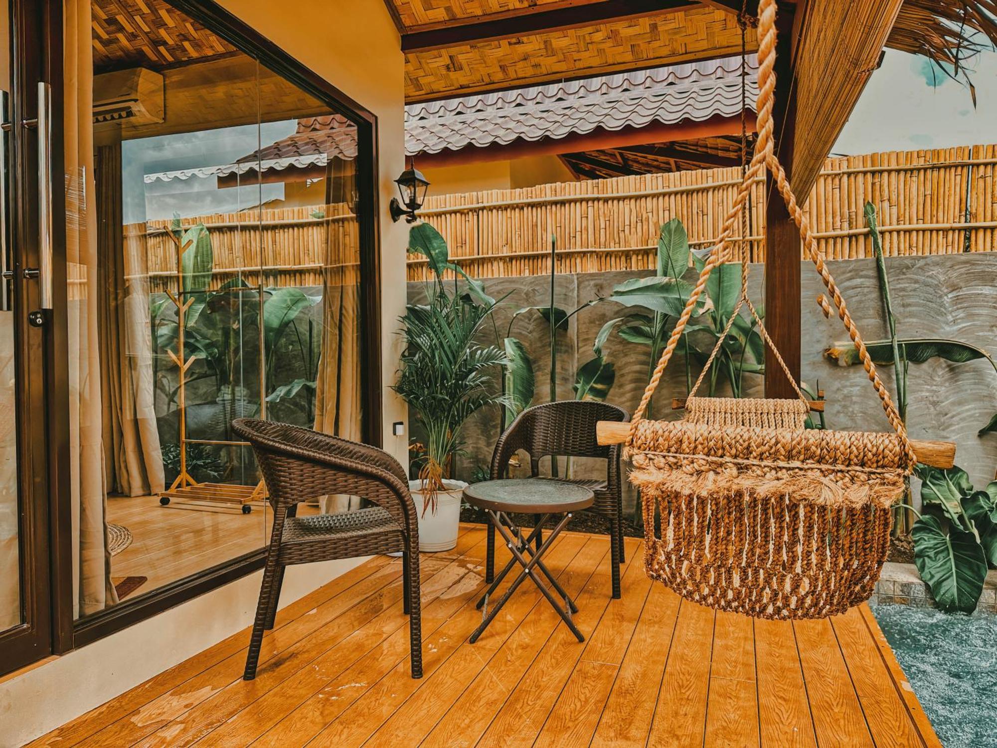 Reca Resort Official Porac Rum bild