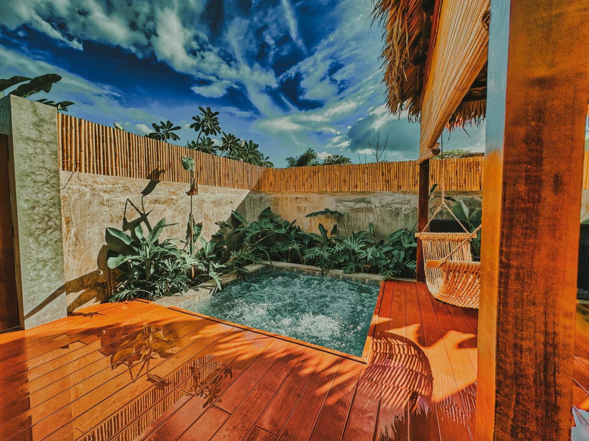 Reca Resort Official Porac Rum bild