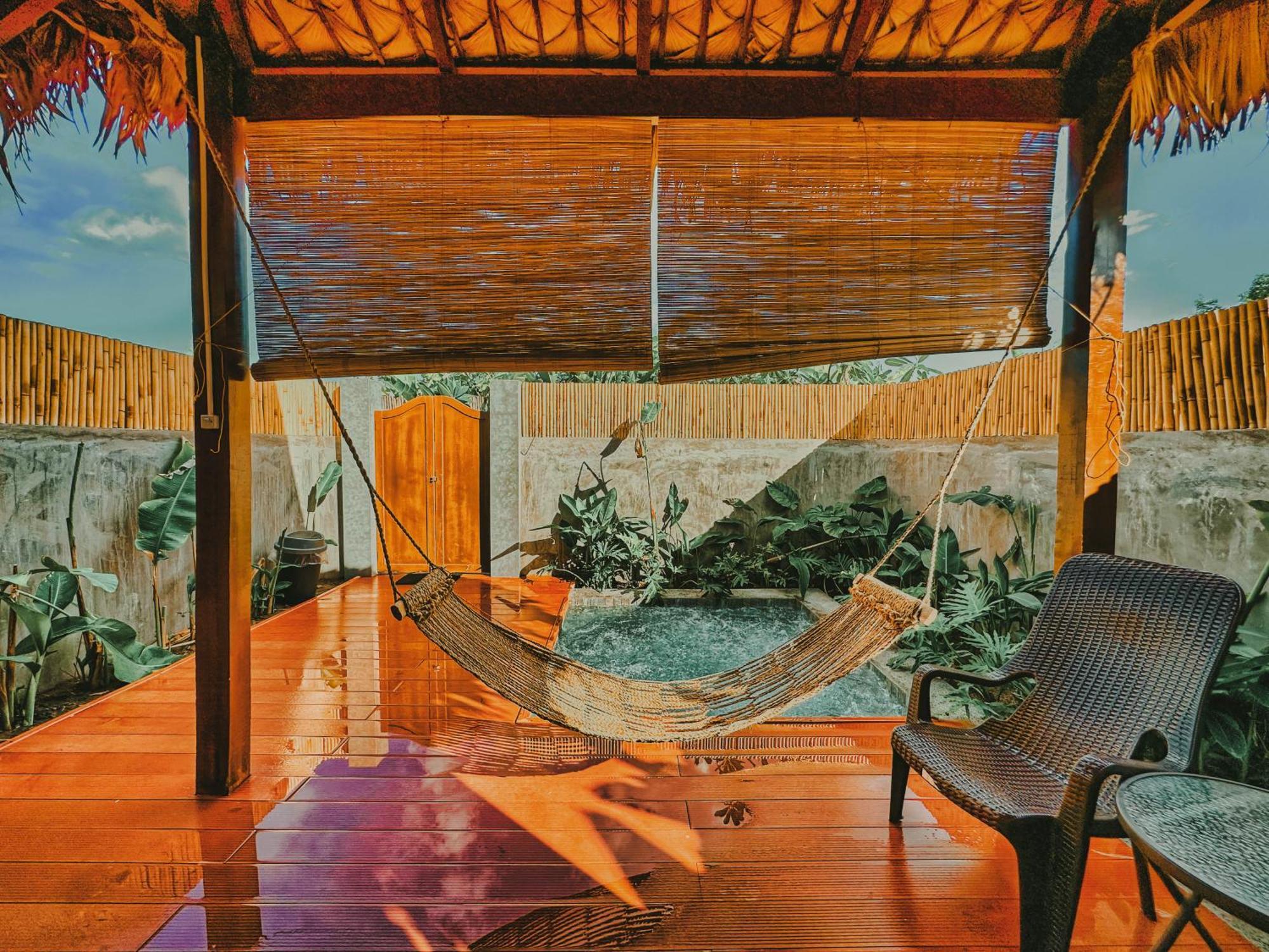 Reca Resort Official Porac Rum bild