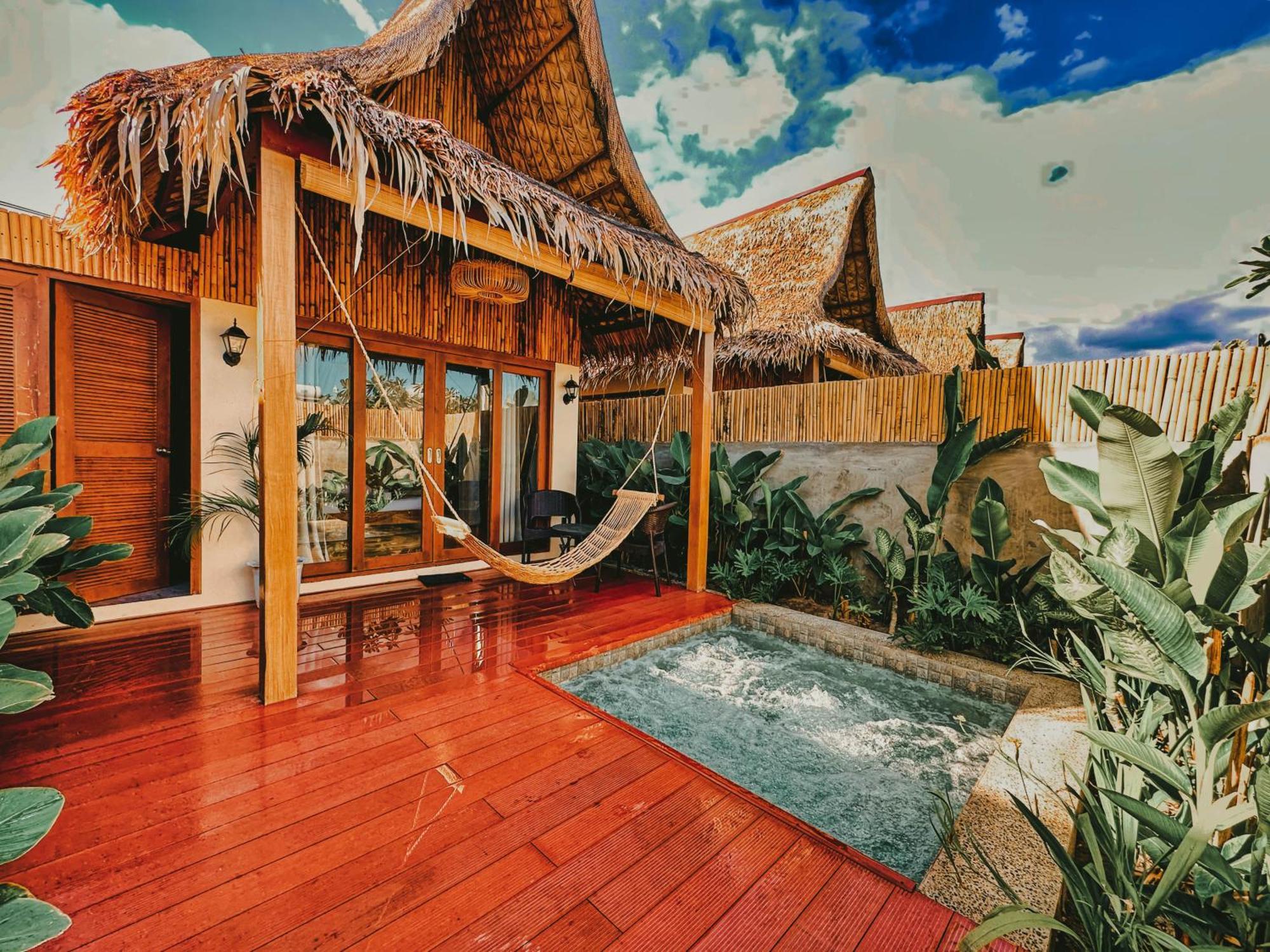 Reca Resort Official Porac Rum bild